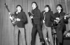 4 NOVEMBER 1963 
THE BEATLES, PAUL MACARTNEY, JOHN LENNON, RINGO STARR AND GEORGE HARRISON, REHEARSE FOR ROYAL VARIETY PERFORMANCE AT THE PRINCE OF WALES THEATRE IN LONDON, ENGLAND.
