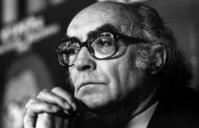 Jose Saramago en 1997. Foto: Cordon Press.