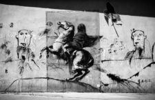 Varios grafitis atribuidos a Banksy en París, 2018.
Fotografía: Corbis.